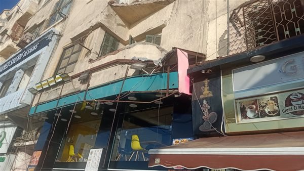 انهيار شرفة عقار