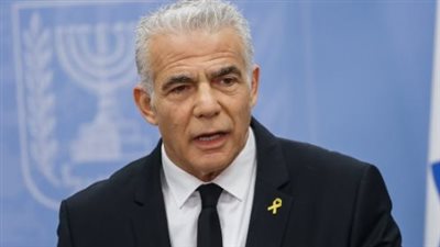 لابيد: من المخزي أن يتحدث نتنياهو ساعة كاملة دون الإشارة إلى صفقة لعودة المحتجزين بغزة