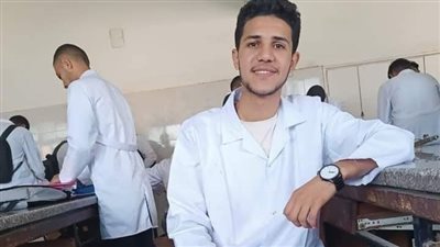 هروبا من الحر.. انتشال جثماني طالبين غرقا في البحر بكفر الشيخ | بث مباشر