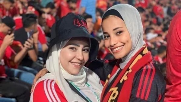 مشجعتين الأهلي المتوفيتان