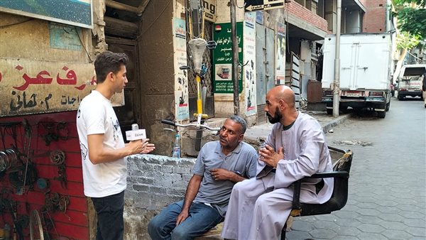 شهود العيان وصحفي