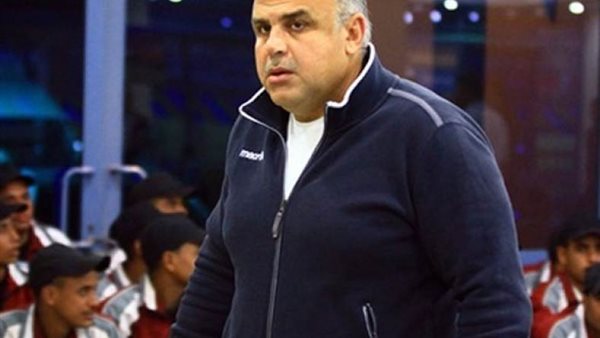 الكابتن أيمن طاهر