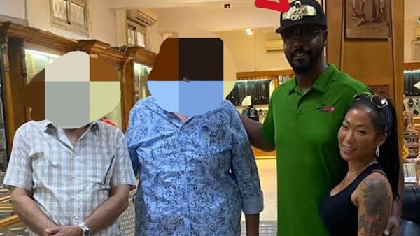  الأفروسنتريك