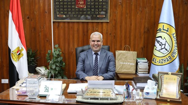 عميد كلية اصول الدين