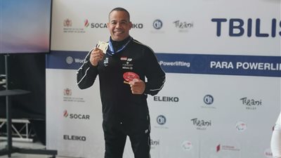 شريف عثمان يحصد فضية كأس العالم لرفع الأثقال البارالمبي ويتأهل لباريس 2024