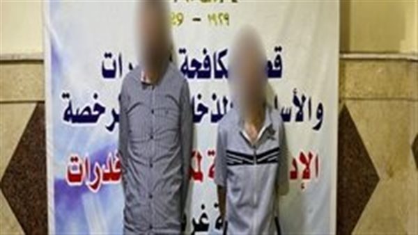 المتهمين والمضبوطات