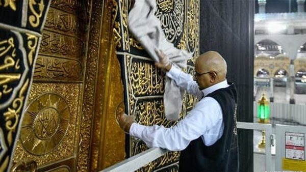 سدانة الكعبة المشرفة