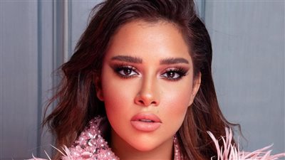 بلقيس عن انتقادات تفضيلها اللهجة المغربية في أغانيها: لا أرى مشكلة.. وأنا فخورة بـ عروبتي