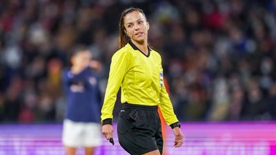 الحكمة مارتا هويرتا دي أزا تدخل تاريخ الدوري الإسباني