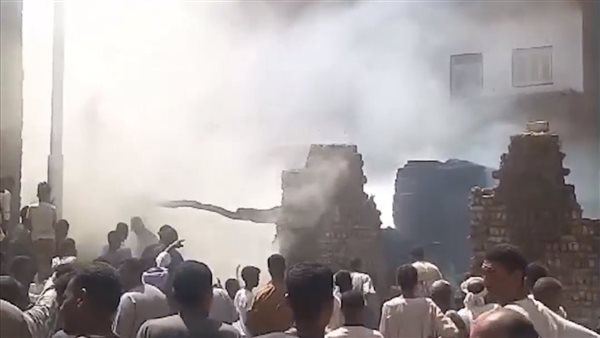 حريق بحظيرة مواشي