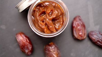 أخصائي تغذية يوضح تأثير البلح على السكر في الدم