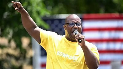 خسر الانتخابات التمهيدية.. عضو الكونجرس الأمريكي جمال بومان يدفع فاتورة انتقاده لإسرائيل واتهامها بارتكاب جرائم إبادة جماعية