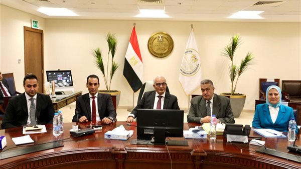 جانب من المتابعة