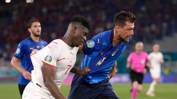  إيطاليا وسويسرا-