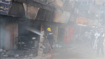 إخماد حريق في محل فطائر بشارع مستشفى الصدر بالعمرانية| صور 