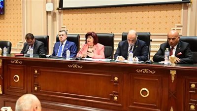 وقف تأشيرات الزيارة.. ننشر توصيات لجنة السياحة بالنواب في أزمة وفيات الحجاج المصريين 