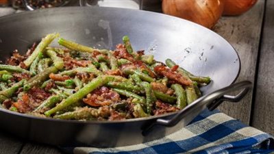 طريقة عمل الفاصوليا الخضراء بالدجاج.. وصفة سريعة ومغذية