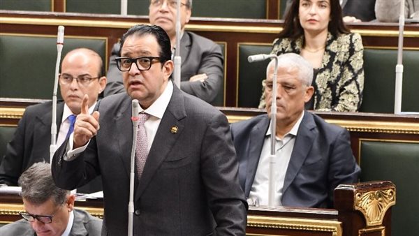 رئيس لجنة النقل والمواصلات