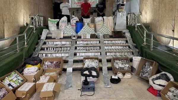 المتهمين والمضبوطات