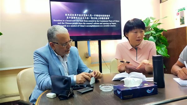 الوفد الصيني ودكتور