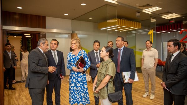 جانب من الزيارة