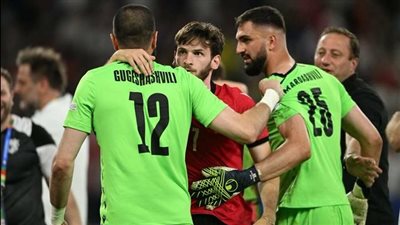 حارس مرمى منتخب جورجيا: كفاراتسخيليا أفضل من كل لاعبي إسبانيا
