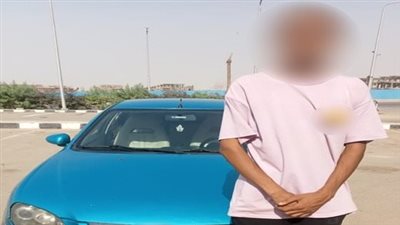 حركات استعراضية.. ضبط قائد سيارة يقود برعونة في مصر الجديدة