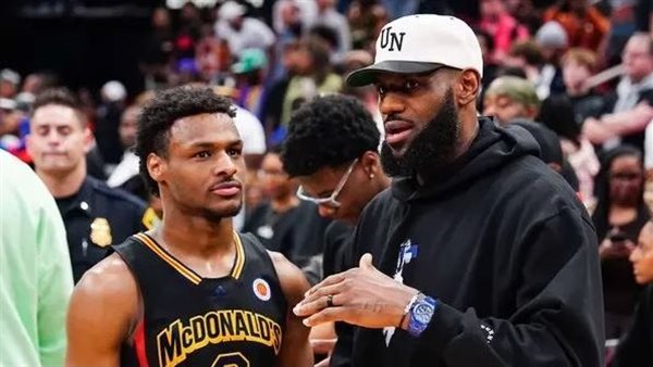 ليبرون جيمس ونجله