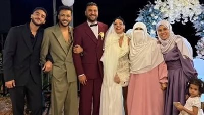 ويجز وعائلته يحتفلون بزفاف مدير أعماله عاصم تاج |صور