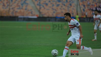 مصدر بالزمالك يكشف حقيقة تجديد عقد عبد الله السعيد بعد التتويج بالسوبر الإفريقي