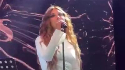 نجوى كرم تعلن رسميًا زواجها خلال حفلها بـ رومانيا