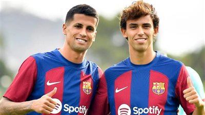 بعد الإعلان الرسمي.. برشلونة يتراجع عن رحيل كانسيلو وفيليكس