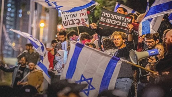 أهالي الرهائن الإسرائيليين