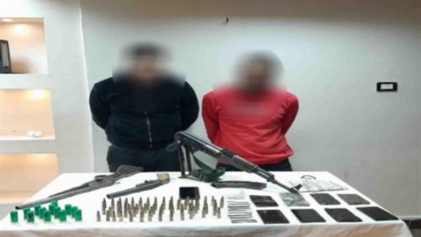 المتهمان والمضبوطات