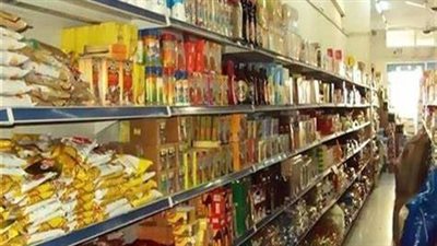 انخفاض أسعار الفول والدقيق والمكرونة.. وزجاجة الزيت تتراجع 17 جنيها