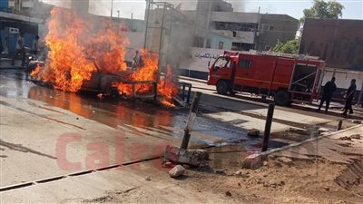 نشوب حريق في سيارة داخل بنزينة التعاون بكوم أمبو بأسوان