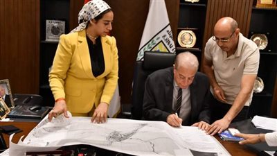 حتى عام 2050.. فودة يعتمد المخطط الاستراتيجي العام لمدينة دهب