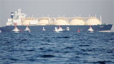 لحل أزمة الكهرباء.. البترول تعلن الاتفاق على 21 شحنة غاز مسال خلال الصيف | بث مباشر