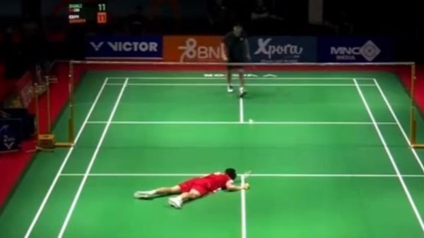 وفاة لاعب صيني في