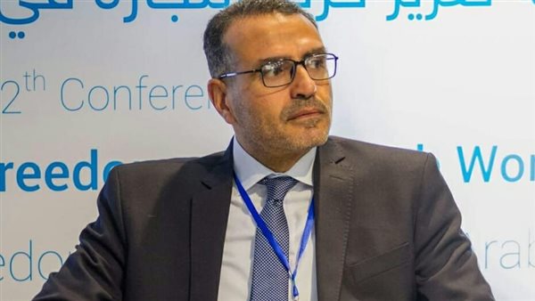 الدكتور محمود العلايلي