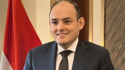 مصادر: أحمد سمير وزير الصناعة يغادر منصبه ويودع العاملين بالوزارة