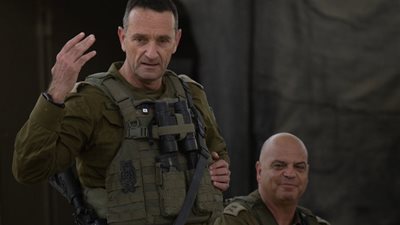 رئيس أركان الاحتلال يزور قواته في رفح.. ويزعم: قضينا على 900 مقاتل للفصائل هنا