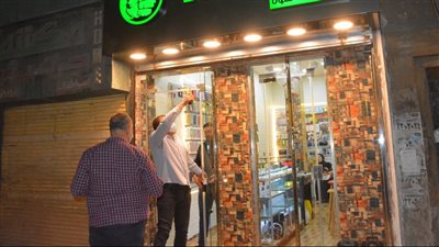 تنفيذًا لتعليمات رئيس الوزراء.. غلق المحال التجارية بالمحافظات لترشيد استهلاك الكهرباء| بث مباشر