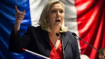 أكثر من 200 مرشح دفعة واحدة.. انسحابات جماعية للمرشحين في الانتخابات الفرنسية لعرقلة اليمين المتطرف