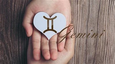 توقعات برج الجوزاء حظك اليوم الخميس 4-7-2024: تتمكن من مواجهة تحديات الحياة 