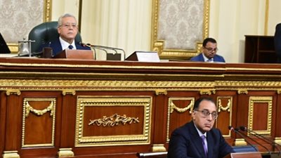 إنهاء دور الانعقاد الرابع بمجلس النواب مهدد بسبب برنامج الحكومة الجديدة