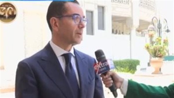 الدكتور حسن الخطيب،