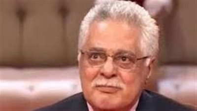 الفنان توفيق عبد الحميد يستغيث بالمسؤولين: شقتي مقفولة بقلها 15 سنة.. رجعولي عداد المياه اللي شلتوه