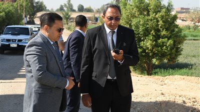 فور وصوله.. محافظ قنا الجديد يبدأ مهام عمله برصد حالة تعدٍّ على أرض زراعية