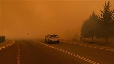 ألسنة اللهب في كل مكان| النيران تلتهم شمال الاحتلال.. والسلطات تدفع بطائرات وعشرات فرق الإطفاء